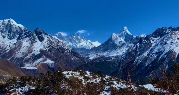Everest View Trek by road