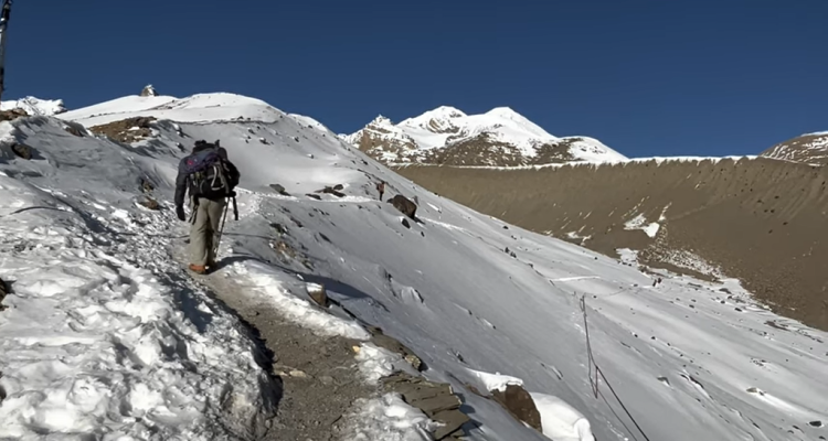 Snowy Trails of Annapurna circuit trek