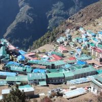 way to Namche Bazaar