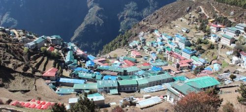 way to Namche Bazaar