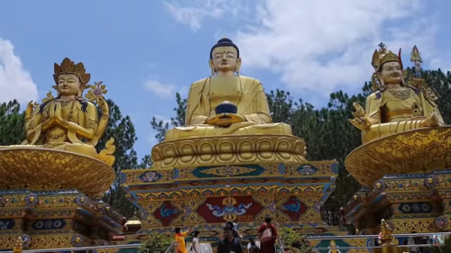 Kathmandu-tour-monkey-temple-e1753338450262