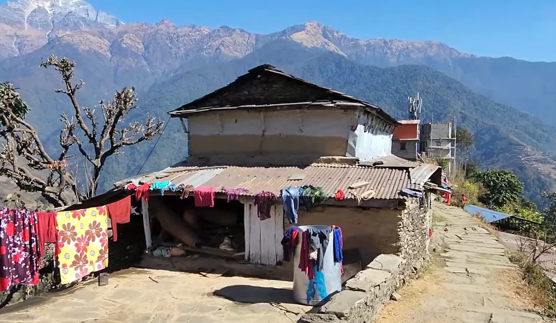typical local house along the route of mardi himal trek