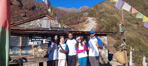 Trek-to-gosaikunda-trekking-1200x541
