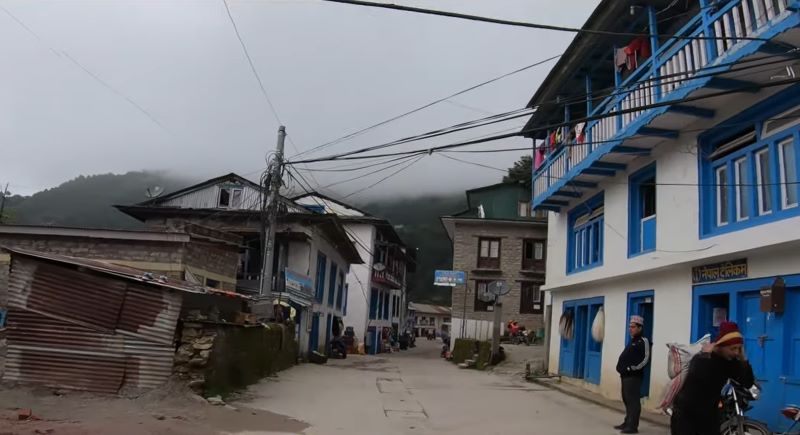 Sallery bazar gate way of EBC trek by road