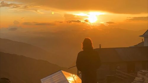 Sunrise-view-from-pIKEY-PEAK-eVEREST-REGION