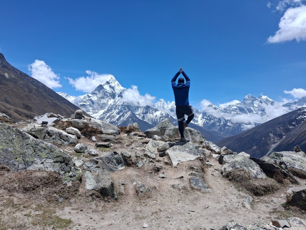 ebc trek with freelance guide santosh gauli